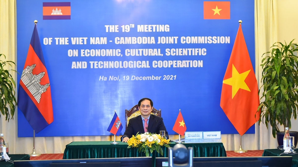 Vietnam, Cambodia promote all-round cooperation